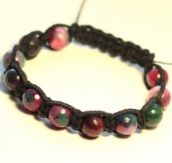 Кожаный браслет из бордового турмалина