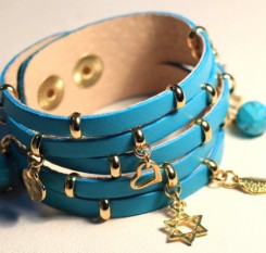 Браслет Scappa из бирюзовой кожи с подвесками
