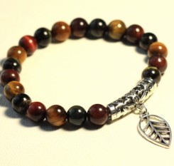 Браслет-талисман с глазковыми камнями и ажурным бейлом