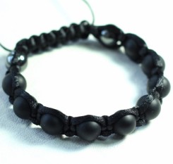 Браслет Shamballa из шунгита в ниточном плетении