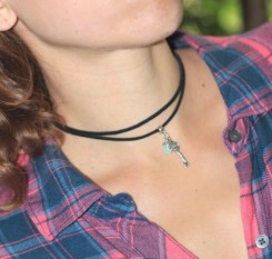 Кожаный чокер с подвеской ключик и мятный агат