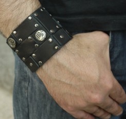 Широкий кожаный браслет черный или коричневый (P609)