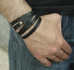 Шкіряний браслет-поясок у кілька обертів чорний