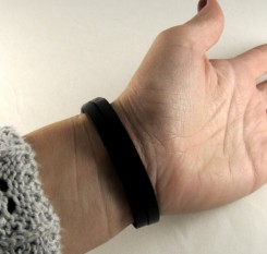 Стильный кожаный браслет Delhi