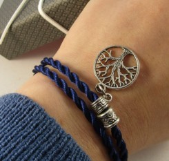Браслет из ниток Дерево жизни (синий или зеленый на выбор)
