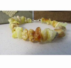 Браслет светлый янтарь натуральный нешлифованный 12г