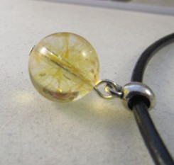 Кулон цитрин шар 12 мм на кожаном шнуре