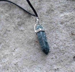 Кулон-шестигранник с моховым агатом