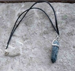 Кулон-шестигранник с моховым агатом