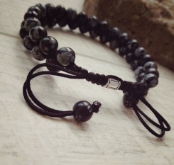 Браслет Оберег и Защита (обсидиан снежный)