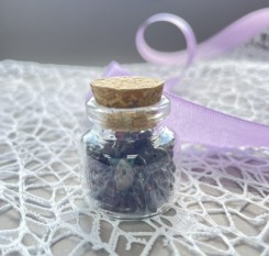 Сувенирная бутылочка из камнем гранат