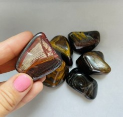 Камень джеспилит (яшма+гематит+тигровый глаз)