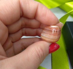 Светлый сердолик слоистый &ndash; линкурий