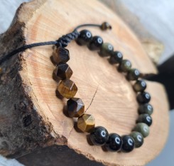 Авторський браслет-амулет для захисту та впевненності