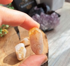 Галтовка жовто-білого цитрину для збільшення капіталу