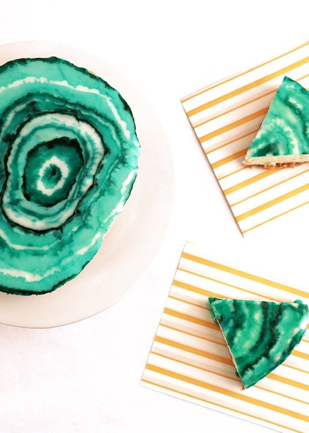 Капкейк в виде агата на годовщину 14 лет совместной жизни 