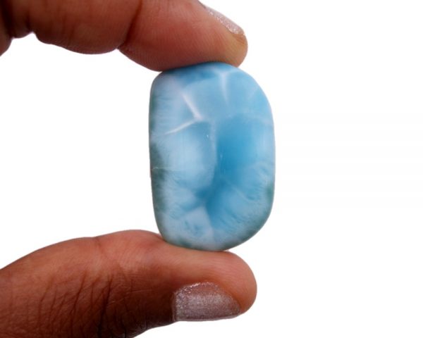 Камень ларимар в руке фото 