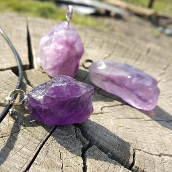 Кулоны из аметиста 